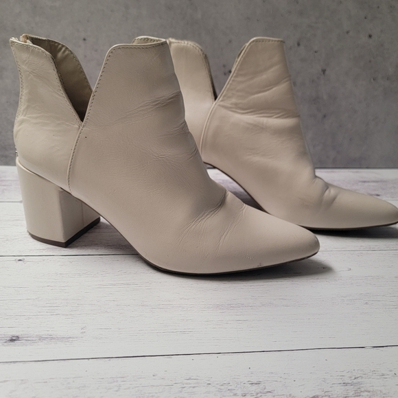 Blondo, Tanner, Bone Leather Bootie, 9M - Picture 1 of 12